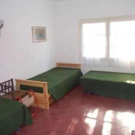 Prázdninový dům Maison Familiale Avec Jardin Et Parking, Proche Et Commerces - Fr-1-837-83 *