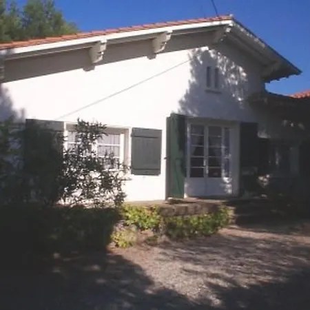 Maison Familiale Avec Jardin Et Parking, Proche Et Commerces - Fr-1-837-83 * Argelès-sur-Mer